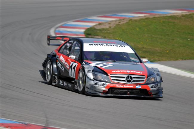 Tom Kostka s Mercedesem DTM jednoznan vldl nedlnmu sprintu v Brn