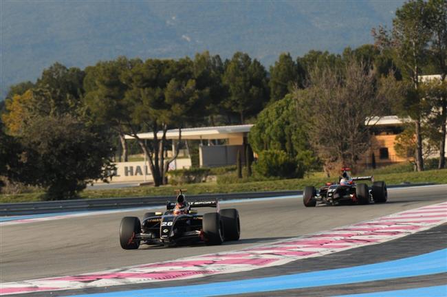 Uplynul ti tdny patily ve Svtov srii Renault oficilnm testm Formula Renault 3.5.