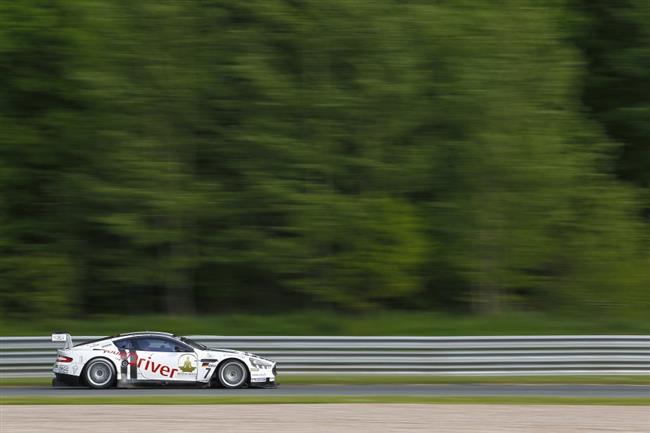 FIA GT1 2011 na Sachsenringu a v Silverstone a Tom Enge