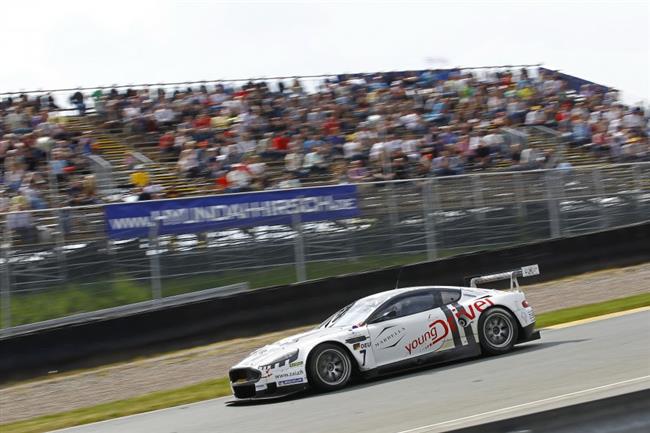 FIA GT1 2011 na Sachsenringu a v Silverstone a Tom Enge