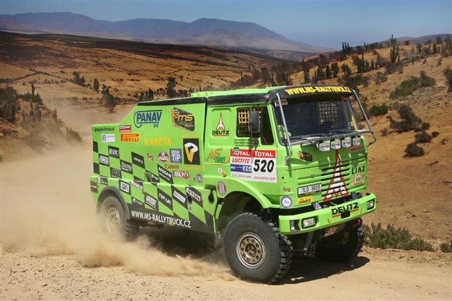 Vzpomínky na Dakar 2009 objektivem fotografů týmu  Marka Spáčila