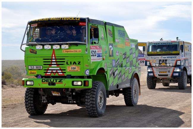Vzpomínky na Dakar 2009 objektivem fotografů týmu  Marka Spáčila