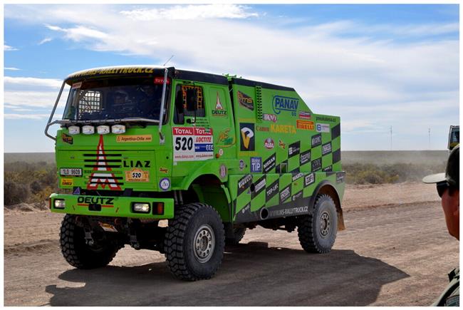 Vzpomínky na Dakar 2009 objektivem fotografů týmu  Marka Spáčila
