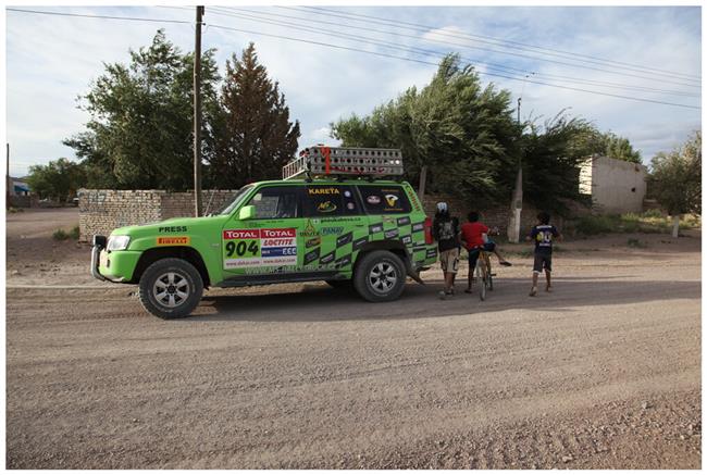 Vzpomínky na Dakar 2009 objektivem fotografů týmu  Marka Spáčila