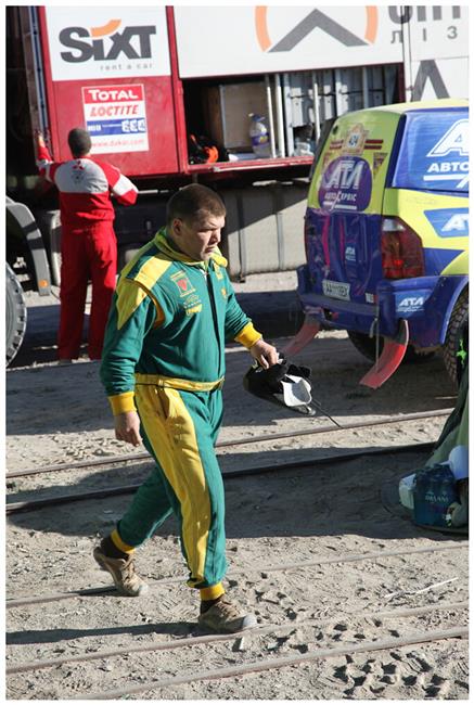 Vzpomínky na Dakar 2009 objektivem fotografů týmu  Marka Spáčila