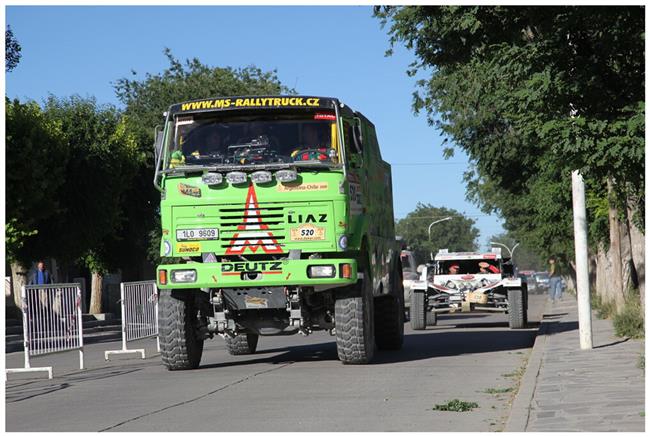 Vzpomínky na Dakar 2009 objektivem fotografů týmu  Marka Spáčila