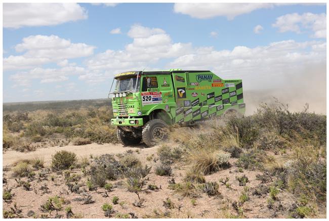 Vzpomínky na Dakar 2009 objektivem fotografů týmu  Marka Spáčila