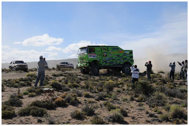 Vzpomínky na Dakar 2009 objektivem fotografů týmu  Marka Spáčila