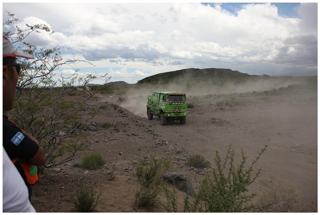 Vzpomínky na Dakar 2009 objektivem fotografů týmu  Marka Spáčila
