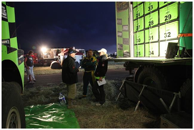 Vzpomínky na Dakar 2009 objektivem fotografů týmu  Marka Spáčila