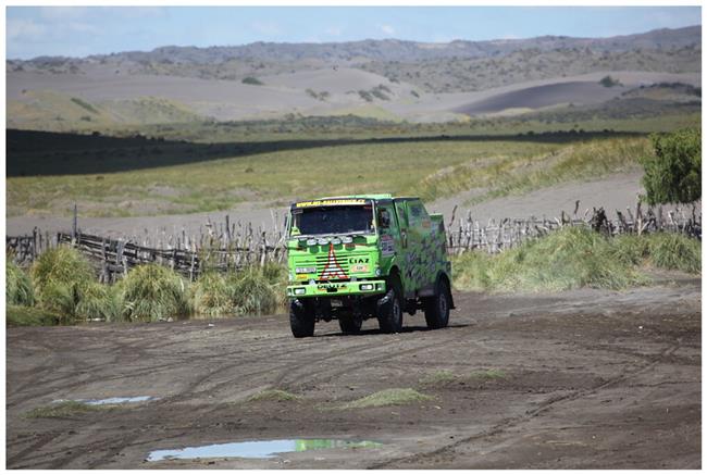 Vzpomínky na Dakar 2009 objektivem fotografů týmu  Marka Spáčila