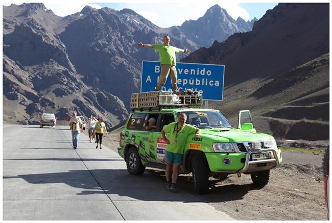 Vzpomínky na Dakar 2009 objektivem fotografů týmu  Marka Spáčila