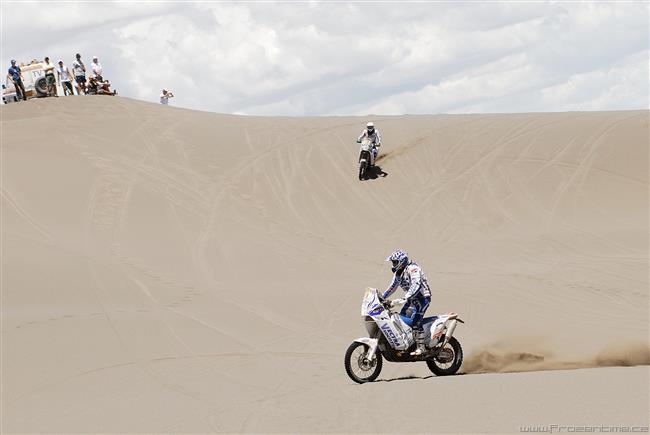 Drav a oblben Robby Gordon na Dakar 2010 s gigantickou asistenc Freightliner