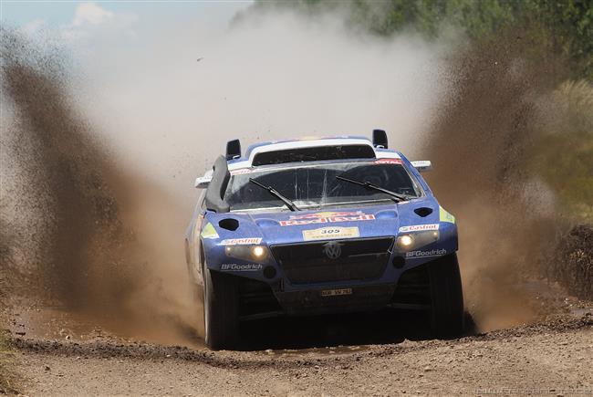 Drav a oblben Robby Gordon na Dakar 2010 s gigantickou asistenc Freightliner