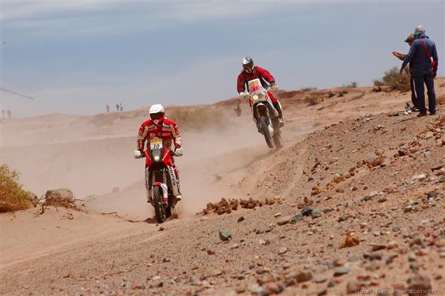 Dakar 2009 ve fotografi : Krásné fotky Martina Viďourka z novodobého Dakaru 2009 ZDE