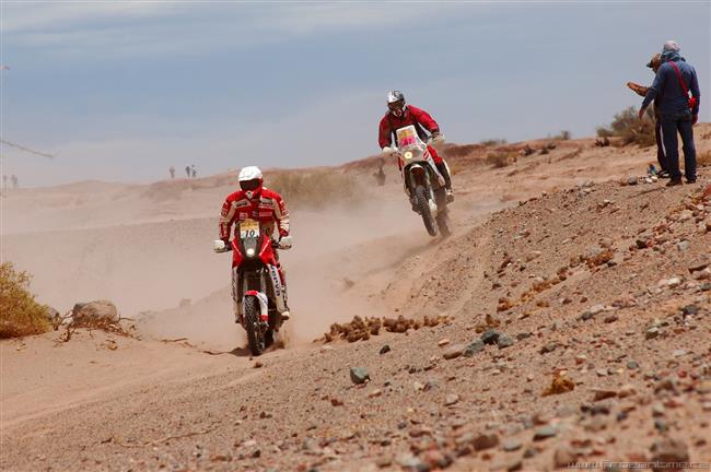 Hork knin novinka pro fandy motorismu : Dakar 2010 Nap Jin Amerikou