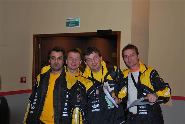 KM Racing team na technickch pejmkch Dakaru 09, foto tmu