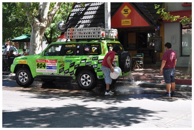 Dakar 2009 : Osm etapa pro Marka Spila s velkmi problmy. Obtn jzda jen s pednm pohonem !