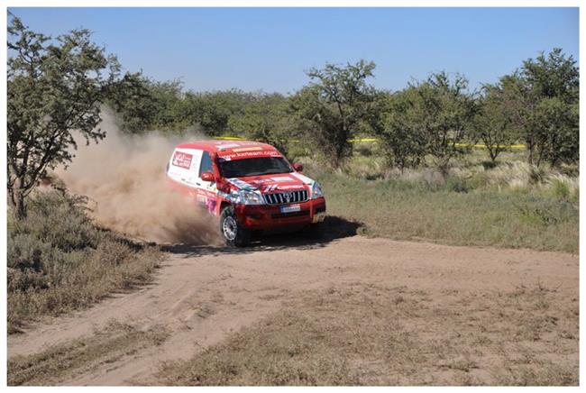 Dakar 2009 : Osm etapa pro Marka Spila s velkmi problmy. Obtn jzda jen s pednm pohonem !