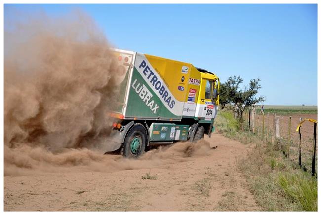 Dakar 2009: Liazka 4x4 Dakar MS rallytruck týmu pěkně  zlobí, ale jede.