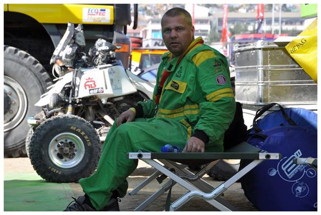 Dakar 2009: Liazka 4x4 Dakar MS rallytruck týmu pěkně  zlobí, ale jede.