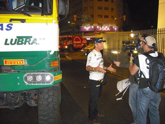 Dakar 2009: Tomekova Tatra se vyvlela na boku, ale me pokraovat dl !!