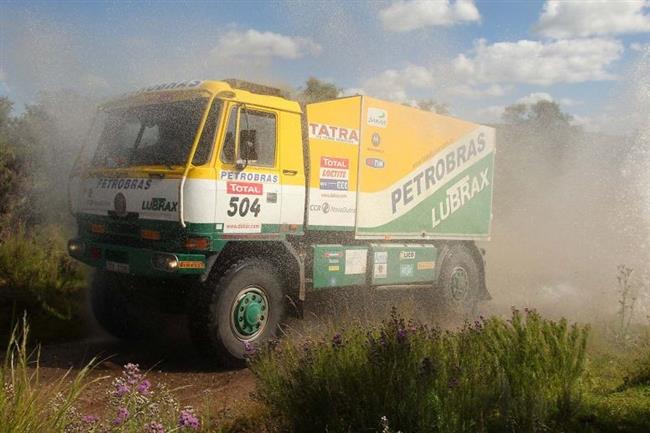 Dakar 2009: Zdraví Mira Martinec, který v Tatře s Azevedem dojel  až  na cílovou  rampu