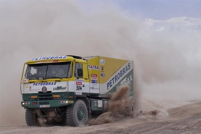 Dakar 2009: Zdrav Mira Martinec, kter v Tate s Azevedem dojel  a  na clovou  rampu