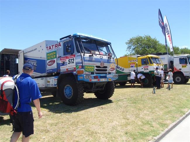Dakar 2009 zaal vodnm briefingem v arelu vstavit La Rural. I pro Tomeka. Ztra je ostr start