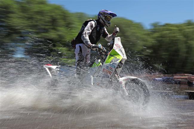 Motocyklista Duan Randsek se po roce vrt na start Dakaru