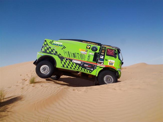 Technika Czech Dakar Teamu pejmkami na Dakar 2011 prola doslova jako n mslem