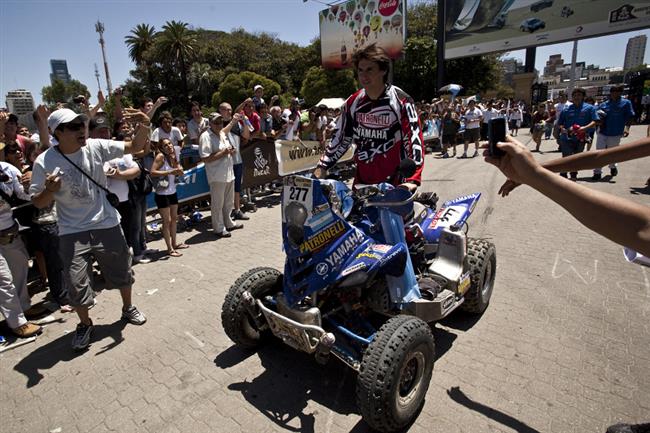 Dakaráci a jejich závodní  stroje na březnovém Motosalonu 2010  !!