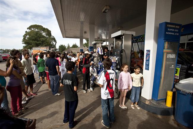 Dakaráci a jejich závodní  stroje na březnovém Motosalonu 2010  !!