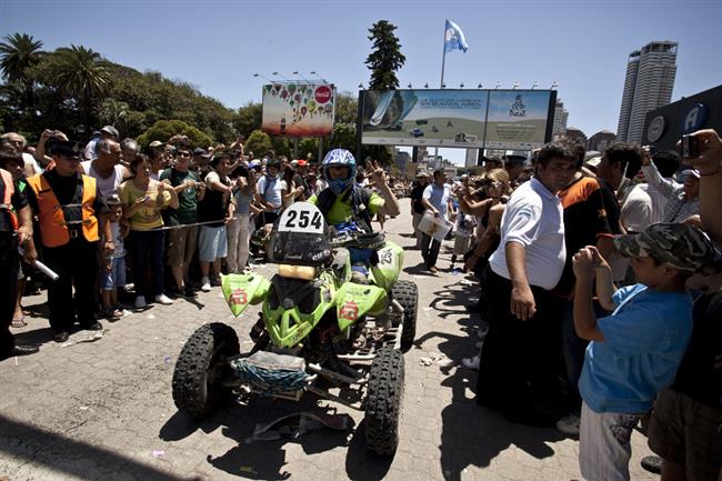 Dakar 2010 a jeho finle objektivem fotograf Czech Dakar tmu