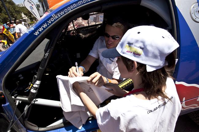 Dakaráci a jejich závodní  stroje na březnovém Motosalonu 2010  !!