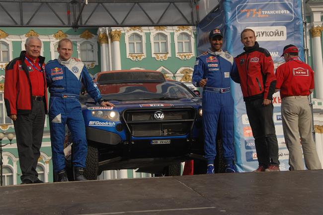 Hedvábná stezka 2010 - start a úvod objektivem  Jardy Jindry, Tatra Loprais tým