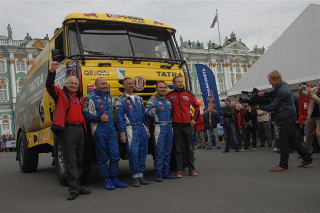 Hedvábná stezka 2010 - start a úvod objektivem  Jardy Jindry, Tatra Loprais tým
