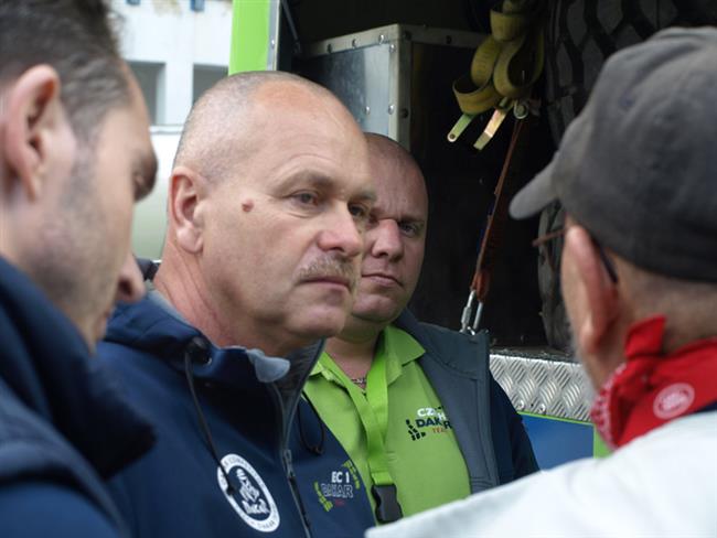 Z Bruntlu a do Tunisu na tuniskou ElChott rallye. Moe bylo klidn