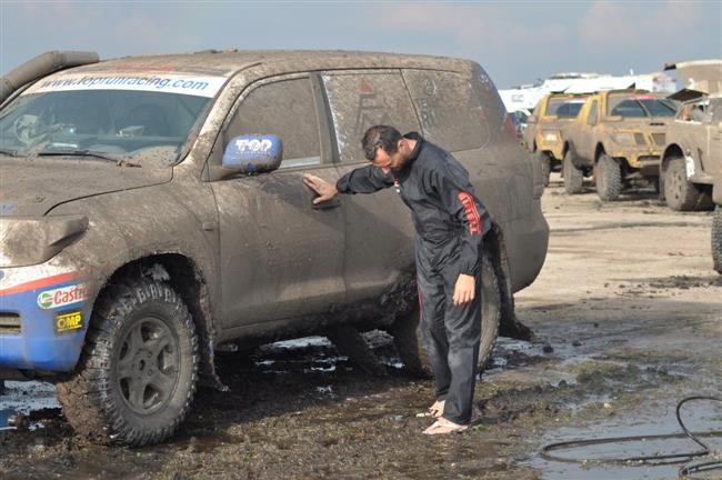 Silk Way 2011 - bahňáci v cíli první etapy