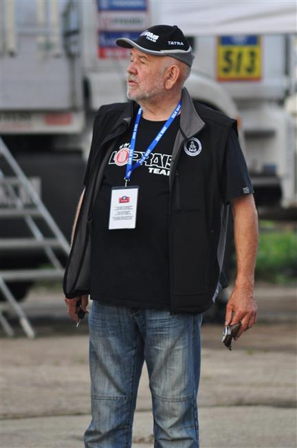 Silk Way 2011: Z dvojice českých Hummerů zůstal jen Josef Pelc s manželkou Alenou