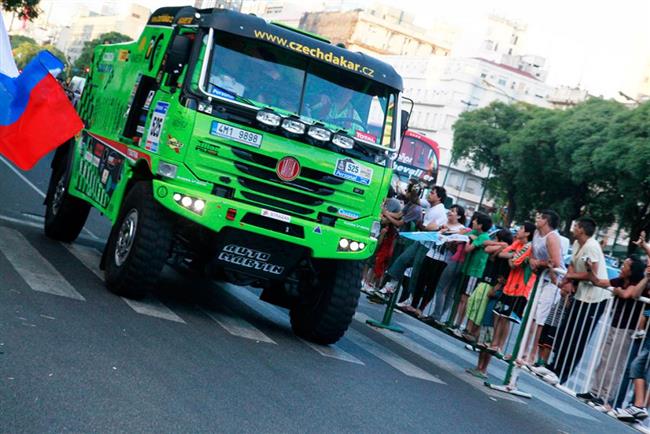 Czech Dakar tým na startu Dakaru 2011, foto týmu