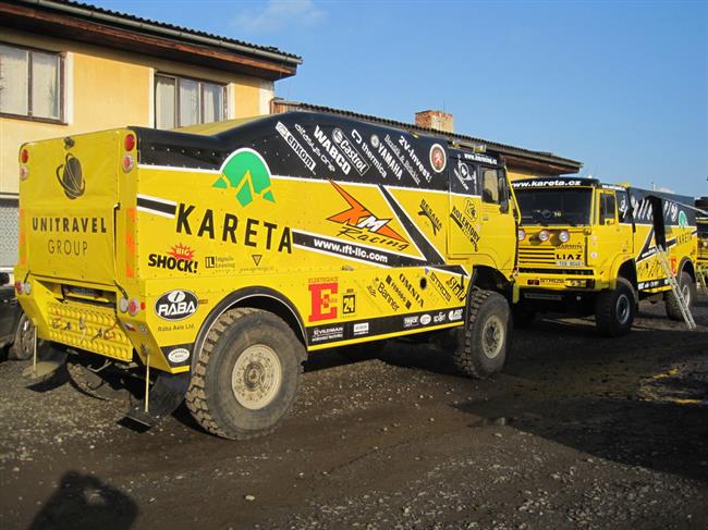 Macíkův tým má sbaleno na Dakar 2011, foto  Jirka Vintr