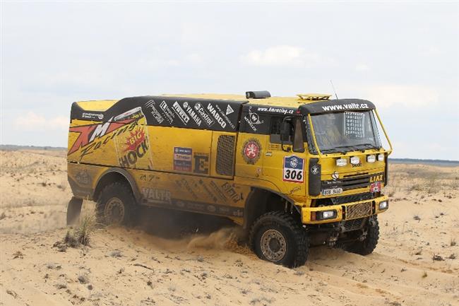 Silk Way 2011 a LIAZky KM Racing týmu, foto týmu Petr Lusk