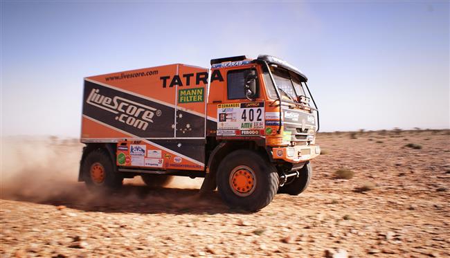 Nejen Tom Tomeek s Tatrou nadle  spn smuje do skutenho Dakaru !
