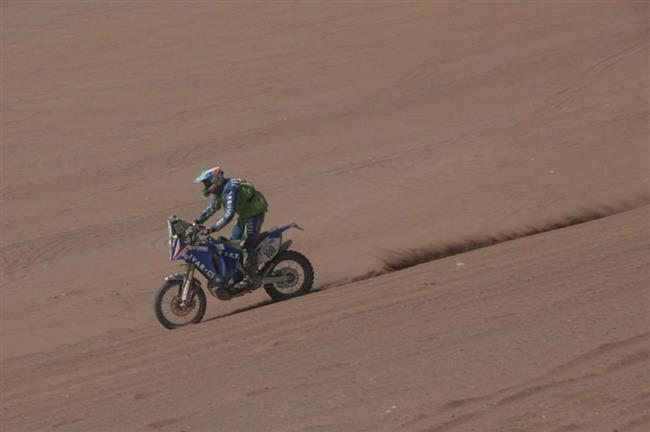Draba helmy Honzy Veselho, jedinho eskho motocyklisty na trati i v cli Dakaru.