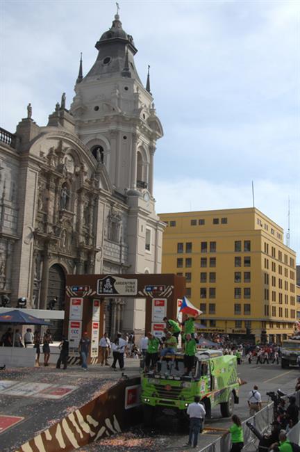 Dakar 2012 - technika CDT v cíli závodu
