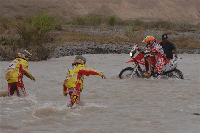 Dakar 2012 a jeho posledn krtk etapa na trase Pisco Lima