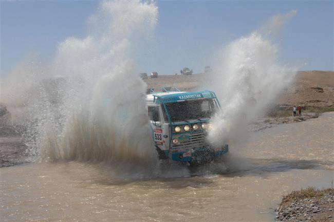 Dakar 2012 a jeho posledn krtk etapa na trase Pisco Lima