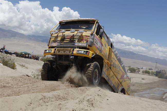 Dakar : Po 9. etap postupuje Jaroslav Valtr s Liazem ve vsledcch vzhru