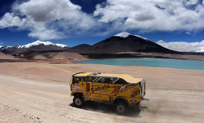 Josef Machek odstoupil. Favorit a ptinsobn  vtz dokon Dakar jako mechanik